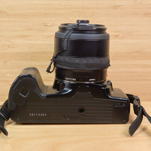 Minolta Maxxum 3000i AF 35mm Film Camera W/Flash, Minolta Maxxum 35-105mm Lens - Picture 6 of 7